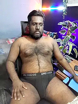 Rayansmith  online show from 12/15/25, 12:11