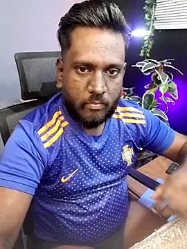 Rayansmith  online show from 12/03/25, 10:09