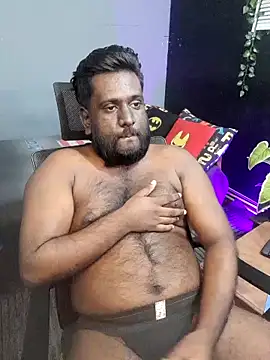 Rayansmith  online show from 11/06/25, 02:37