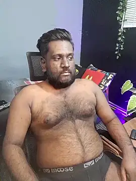 Rayansmith  online show from 11/04/25, 01:15