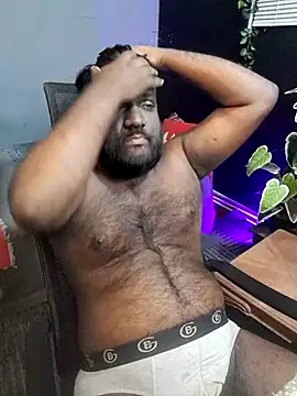 Rayansmith  online show from 10/25/25, 10:21