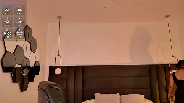 LisaMonroe  online show from 11/08/25, 07:50