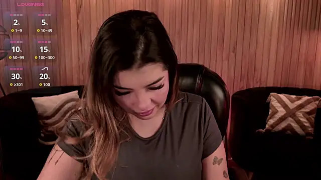 LisaMonroe  online show from 12/14/25, 12:22