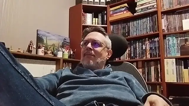 Mandra is a whore online show from 11/21/25, 10:20