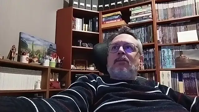 Mandra is a whore online show from 12/04/25, 10:42