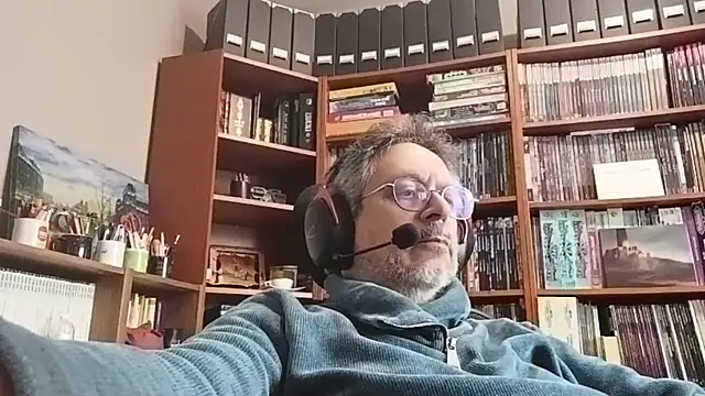 Mandra is a whore online show from 10/16/25, 09:39