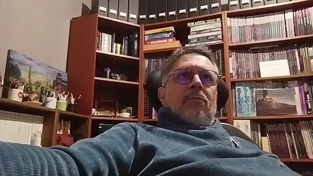 Mandra is a whore online show from 11/16/25, 04:45