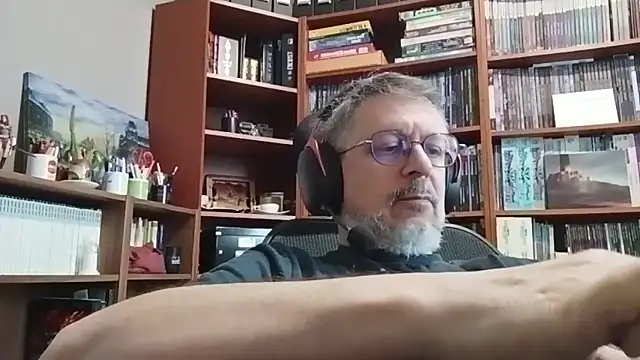 Mandra is a whore online show from 11/26/25, 08:47