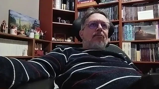 Mandra is a whore online show from 11/29/25, 11:38