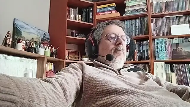 Mandra is a whore online show from 10/27/25, 09:43