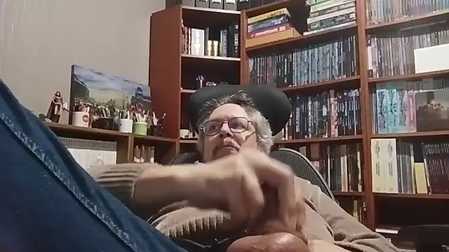 Mandra is a whore online show from 10/31/25, 11:00