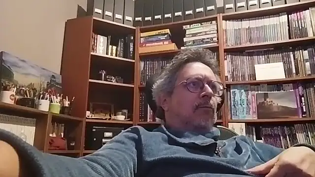 Mandra is a whore online show from 10/15/25, 09:34