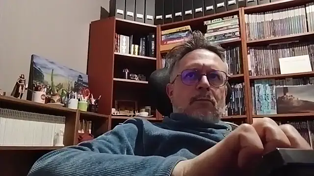 Mandra is a whore online show from 11/22/25, 10:30