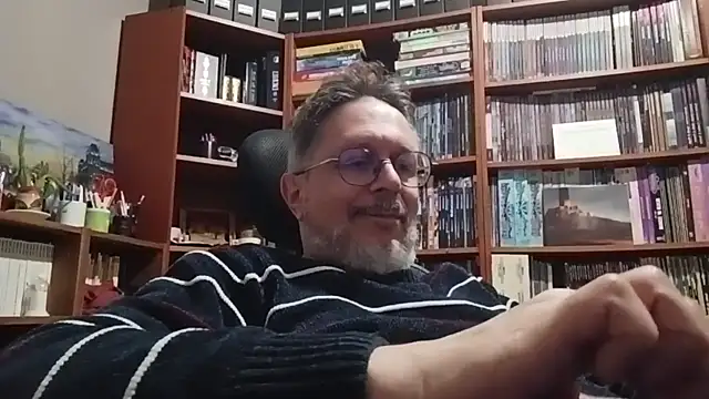 Mandra is a whore online show from 11/28/25, 10:21