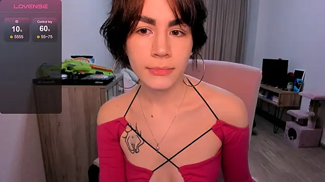 Snapshot of _selectrra chatting on 02/15/25, 11:28 selectrra online show from 02/15/25, 11:28