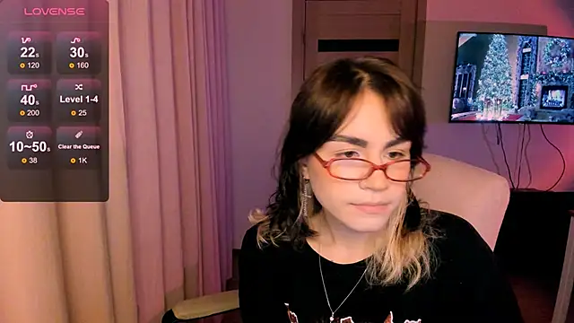 Snapshot of _selectrra chatting on 12/26/24, 02:37 selectrra online show from 12/26/24, 02:37