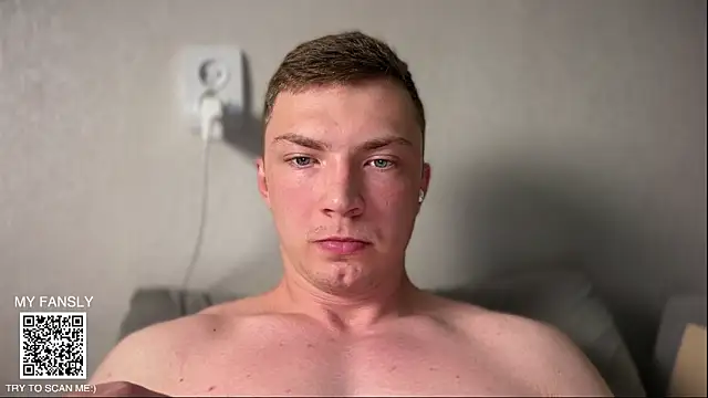 Snapshot of iron__chap chatting on 10/21/25, 09:25 iron chap online show from 10/21/25, 09:25