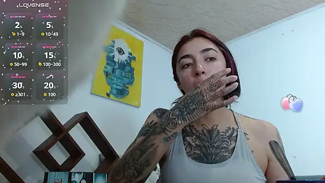 ZoeBakers  online show from 10/08/25, 01:51