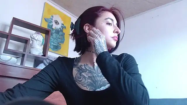 ZoeBakers  online show from 09/12/25, 03:45