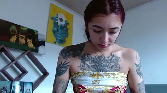 ZoeBakers  online show from 11/16/25, 04:23