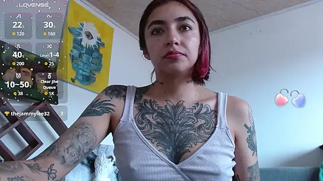 ZoeBakers  online show from 11/06/25, 04:55