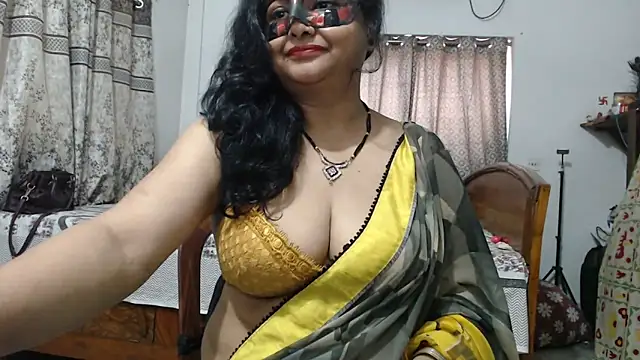 Snapshot of sexy_jaaan chatting on 04/24/26, 02:46 sexy jaaan online show from 04/24/26, 02:46