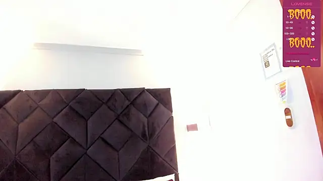 letiziia sky1 online show from 10/30/25, 07:44