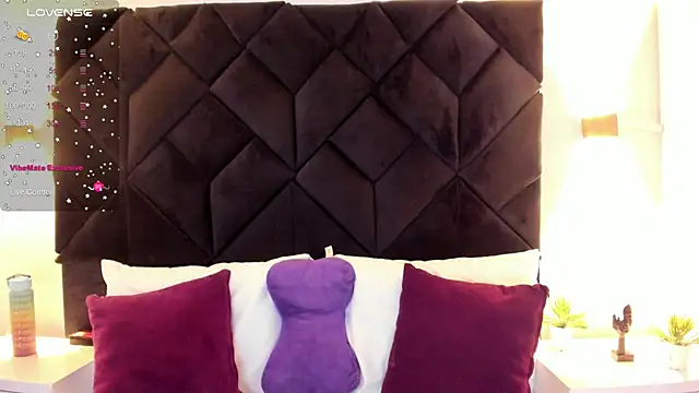 letiziia sky1 online show from 11/04/25, 07:50