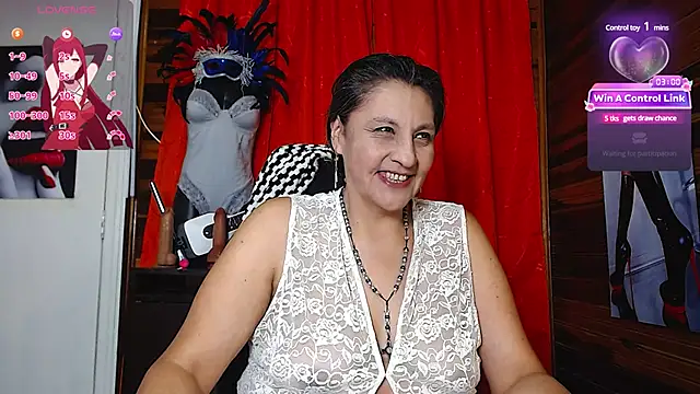 Snapshot of merlyna_goldens chatting on 02/19/25, 03:50 merlyna goldens online show from 02/19/25, 03:50