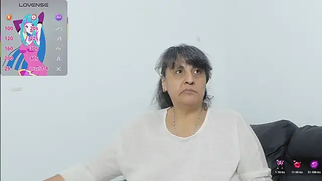 Snapshot of merlyna_goldens chatting on 02/04/26, 12:49 merlyna goldens online show from 02/04/26, 12:49