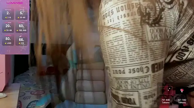 Lauryn muller online show from 02/17/25, 10:40