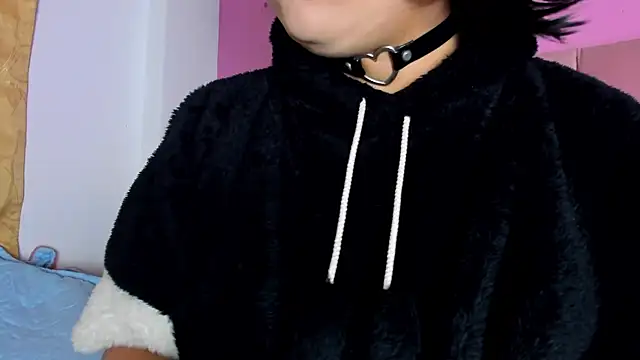 Snapshot of Satuurn_ chatting on 01/21/25, 02:59 Satuurn online show from 01/21/25, 02:59