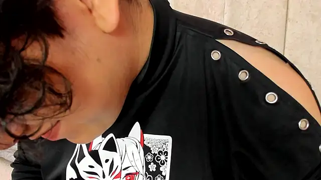 Snapshot of Satuurn_ chatting on 02/07/25, 03:52 Satuurn online show from 02/07/25, 03:52