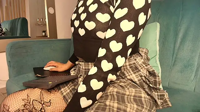 Satuurn  online show from 04/08/26, 01:45