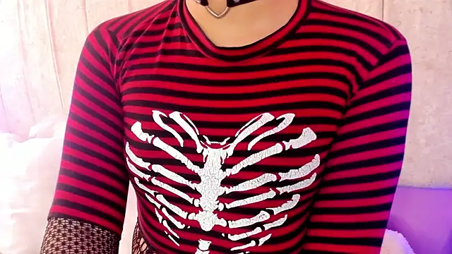 Snapshot of Satuurn_ chatting on 03/21/25, 08:50 Satuurn online show from 03/21/25, 08:50