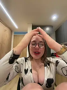 Zoe olsen online show from 06/27/26, 07:47
