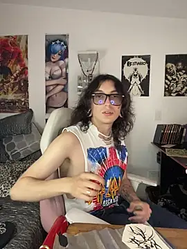 kiiler queen online show from 06/10/26, 07:15