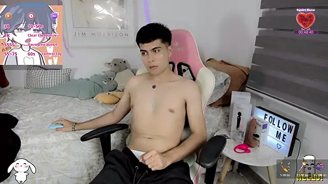 Snapshot of lucas_cute chatting on 11/14/25, 07:06 lucas cute online show from 11/14/25, 07:06