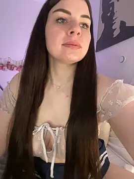 EllyNora online show from 12/04/25, 03:22