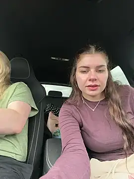 EllyNora online show from 07/05/26, 02:46