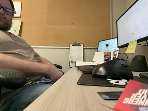 Bigbi6foot5 online show from 02/25/26, 07:47