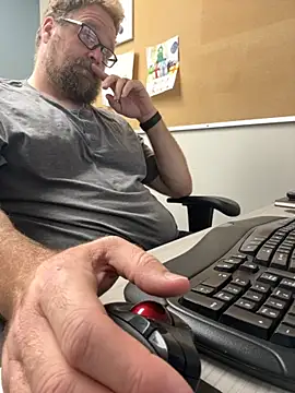 Bigbi6foot5 online show from 11/12/25, 03:27