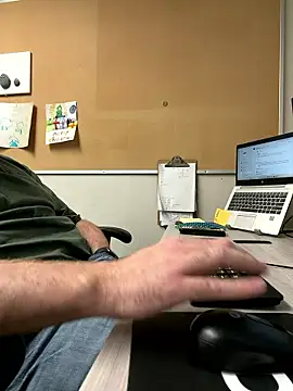 Bigbi6foot5 online show from 01/09/26, 07:54