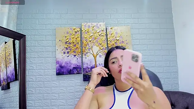 Paula Desousa online show from 12/05/25, 08:06