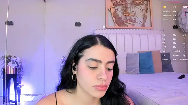 Paula Desousa online show from 06/11/26, 03:03