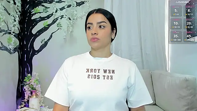 Paula Desousa online show from 10/26/25, 05:57