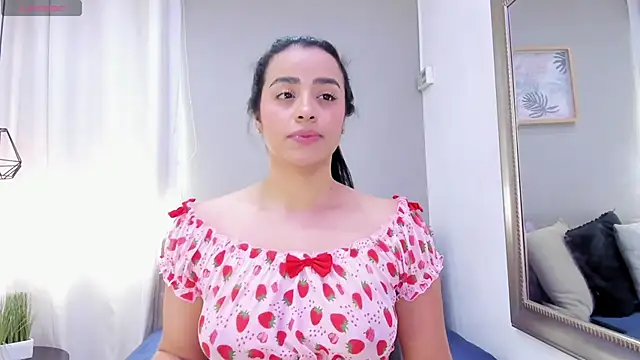 Paula Desousa online show from 09/16/25, 05:36