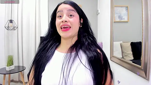 Paula Desousa online show from 07/02/26, 01:28