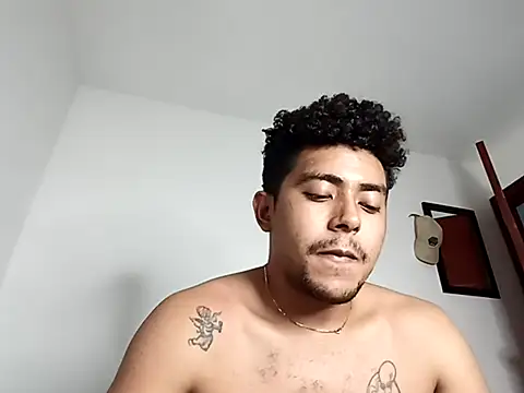 Snapshot of wailer_ chatting on 01/11/25, 10:51 wailer online show from 01/11/25, 10:51
