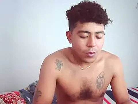 Snapshot of wailer_ chatting on 12/26/24, 03:31 wailer online show from 12/26/24, 03:31